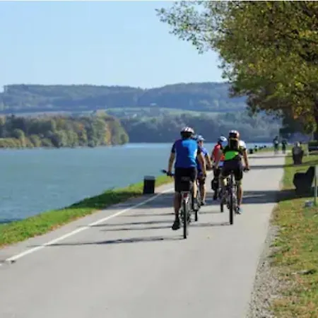 Apartment Krummnussbaum An Der Donau, Naehe Donauradweg & Wachau