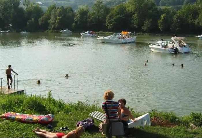 Apartman Apartment, 3375 Krummnussbaum An Der Donau