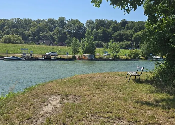 Apartment, 3375 Krummnussbaum An Der Donau Apartament *